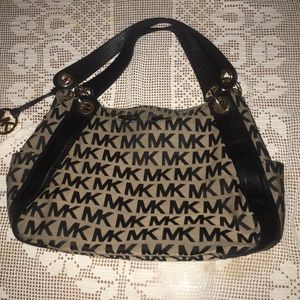 Women’s mk handbag